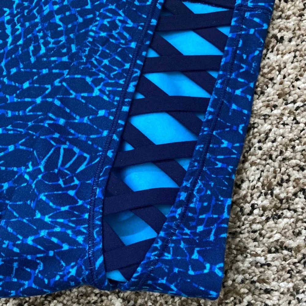 Lululemon Pure Practice leggings sz 6 Excellent condition 🔥 - Picture 7 of 7